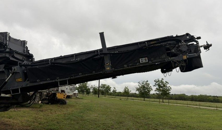 2024 Dynapac MF2500CS Asphalt Material Transfer Vehicle - Image 2