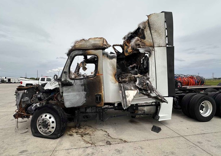 2024 Freightliner Cascadia - Image 6