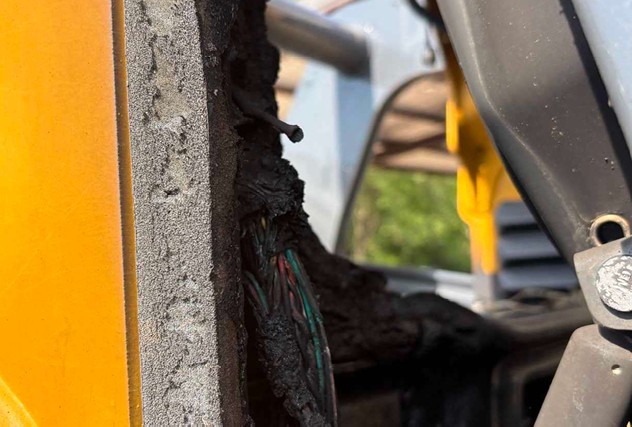2024 John Deere 331G Skid Steer - Image 16