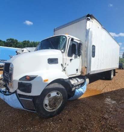 2024 Mack Box Truck - Image 4