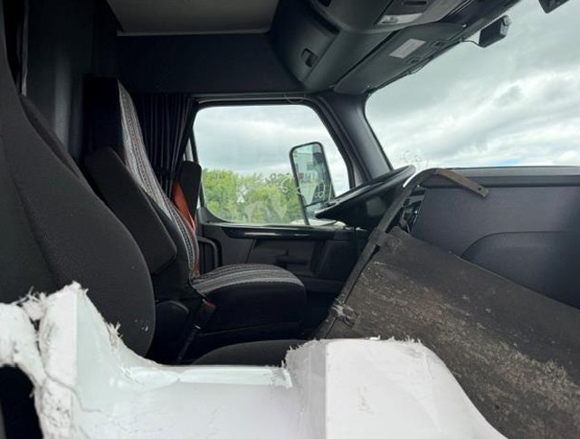 2026 Freightliner Cascadia - Image 10