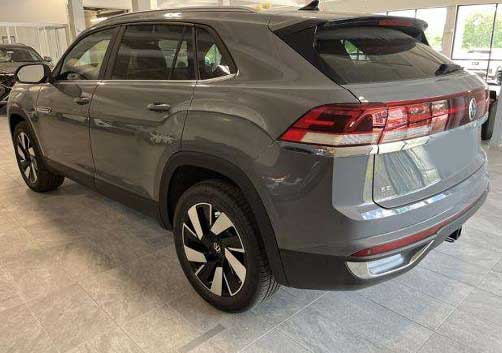 2026 Volkswagen Cross Sport SE 4 Motion - Image 3
