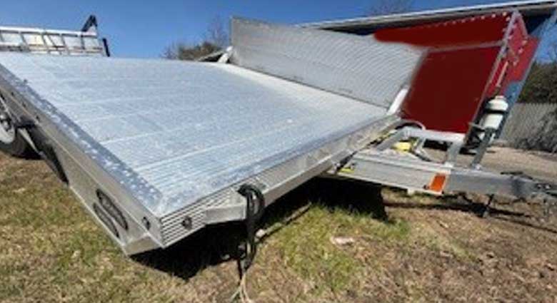 Snow Plows/Assemblies & Truck Bodies - Image 9
