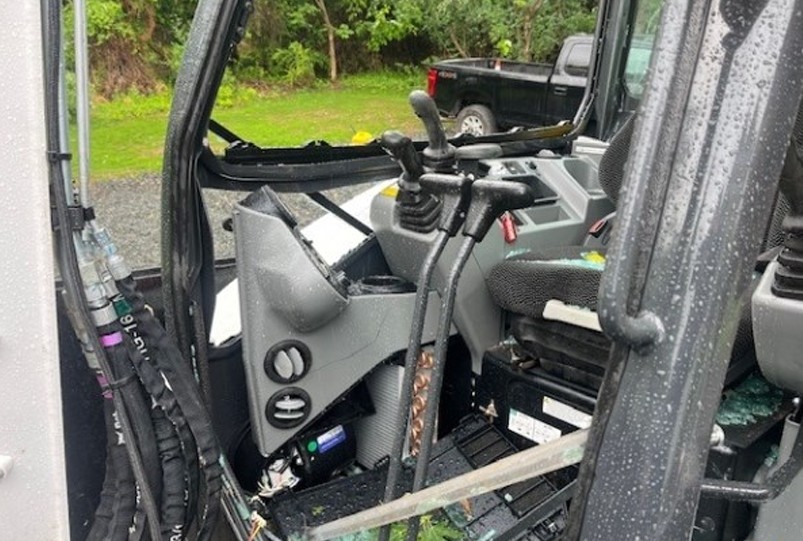 2026 Bobcat E35 Excavator - Image 13