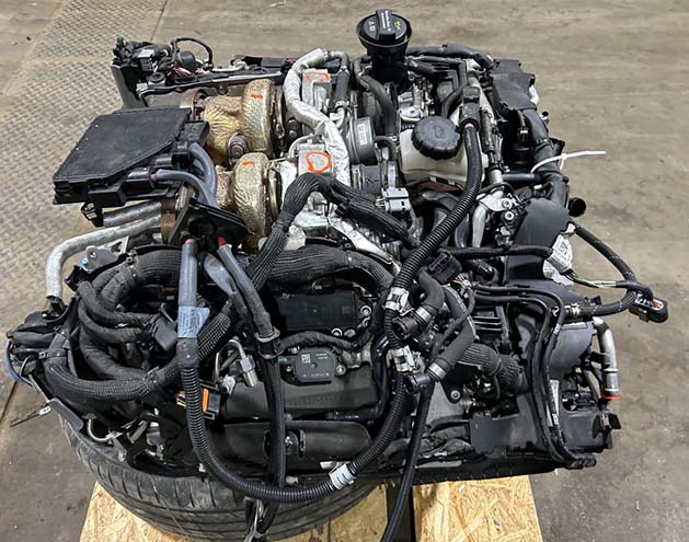 Mercedes GLS Class GLS580 Engine - Image 3