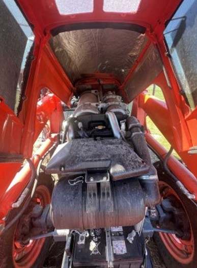 2025 Kubota M5-111 Tractor - Image 9
