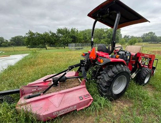 2019 Mahindra 2638 Tractor - Image 3