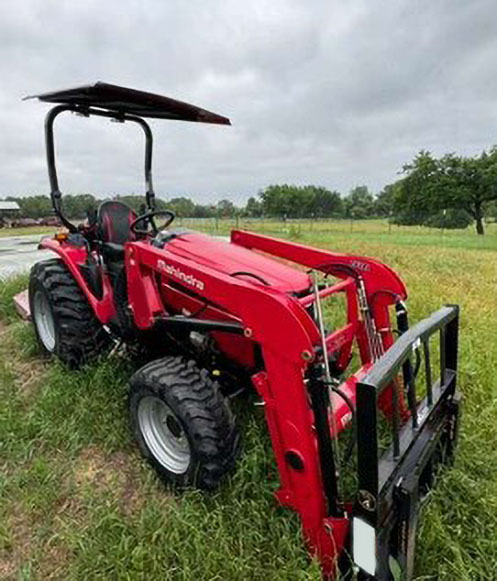 2019 Mahindra 2638 Tractor