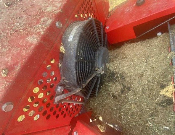 Massey Ferguson 1840SB Baler - Image 20