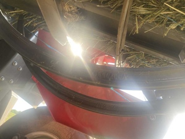 Massey Ferguson 1840SB Baler - Image 6