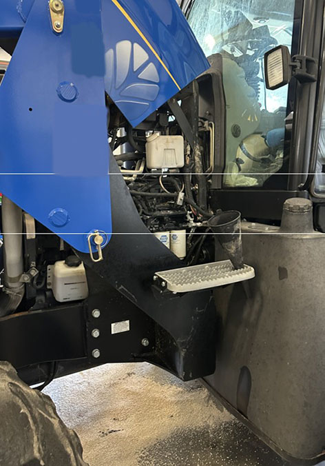 2010 New Holland T8020 Tractor - Image 8