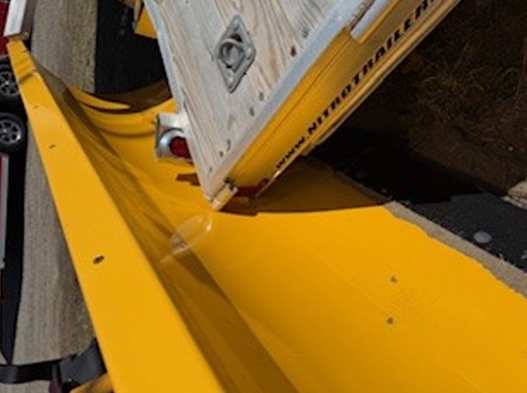 Snow Plows/Assemblies & Truck Bodies - Image 15