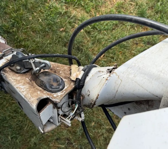 2008 Willmar WLS800 Fertilizer Spreader - Image 13
