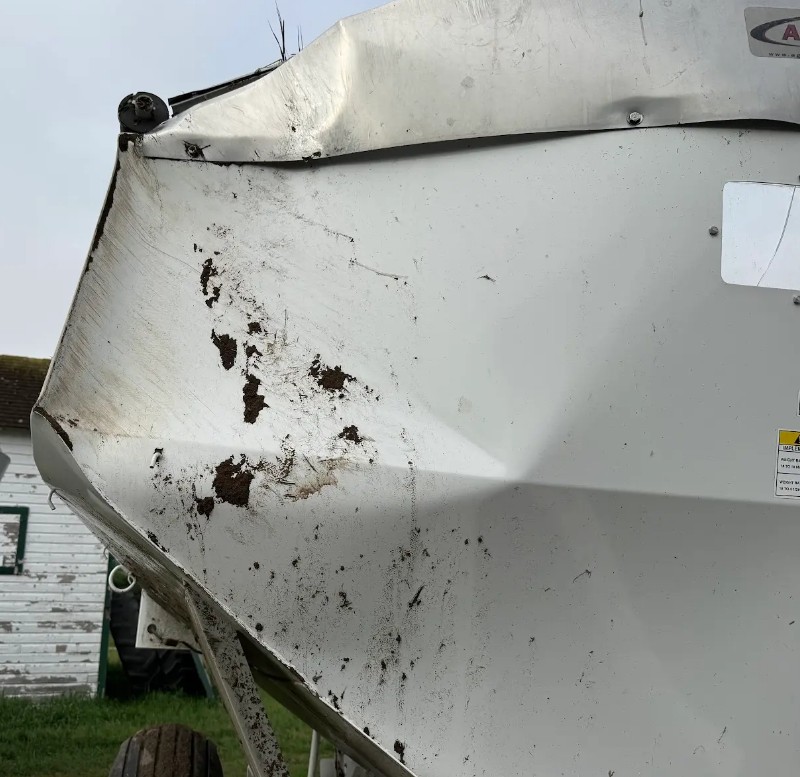 2008 Willmar WLS800 Fertilizer Spreader - Image 8