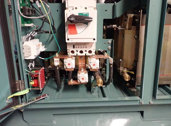 Control Cabinet from York YMC2 Centrifugal Chiller - Image 4