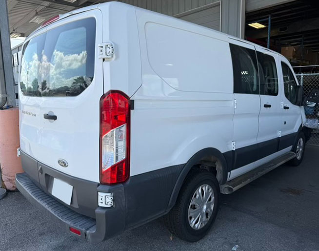 2018 Ford Transit Van - Image 9