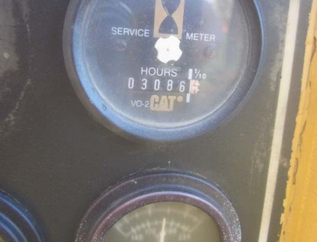 1990 Caterpillar D5H LGP Bulldozer - Image 25