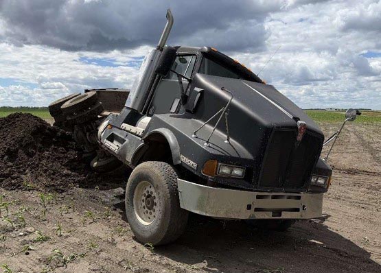 1992 Kenworth T600 Dump Truck - Image 8
