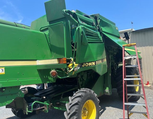 1994 John Deere 9500 Combine - Image 5