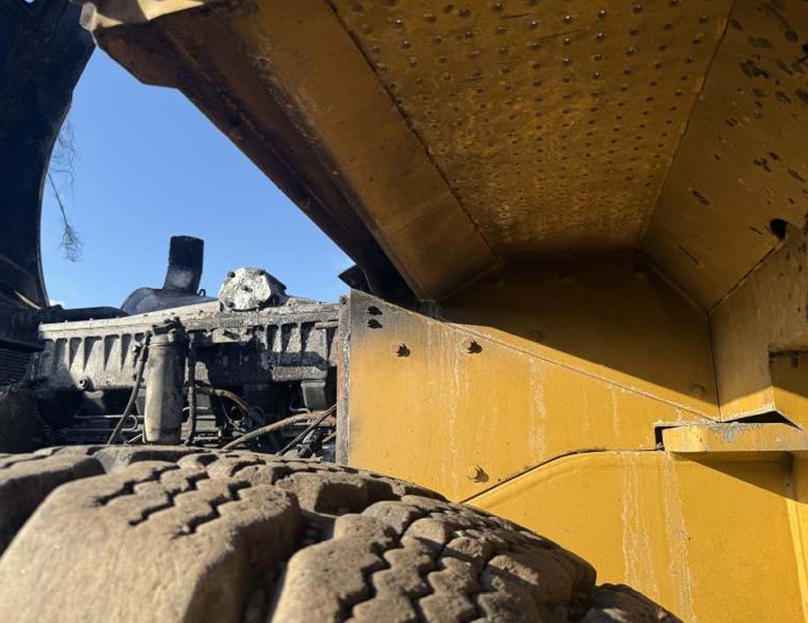2000 Caterpillar 980G Wheel Loader - Image 27