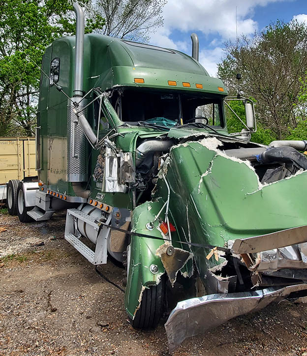 2000 Freightliner Conventional Sleeper