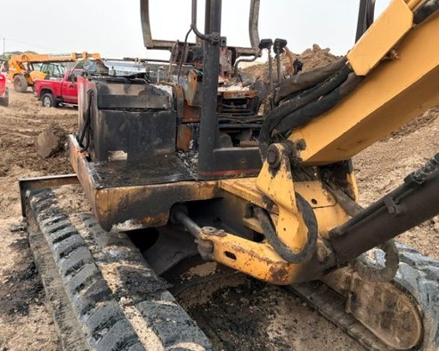 2001 Caterpillar 304.5 Excavator - Image 11