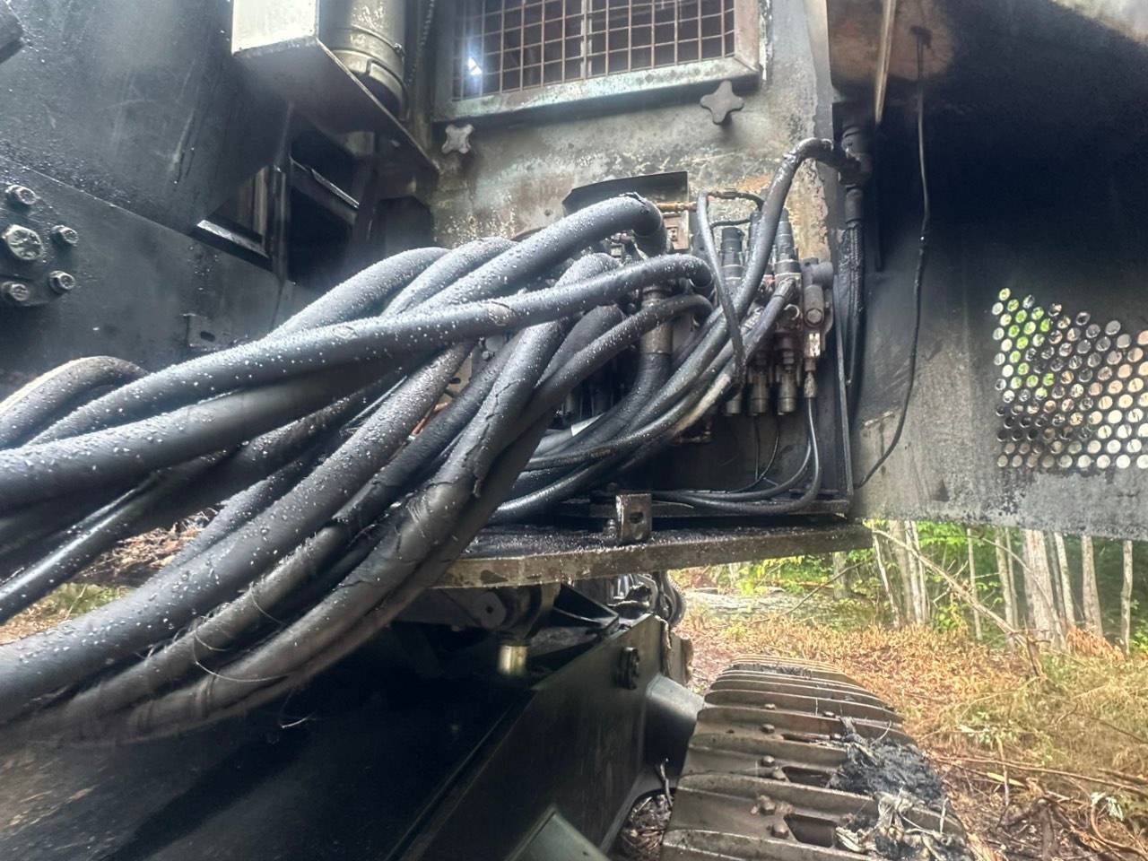 2001 Timbco 425 Feller Buncher - Image 14