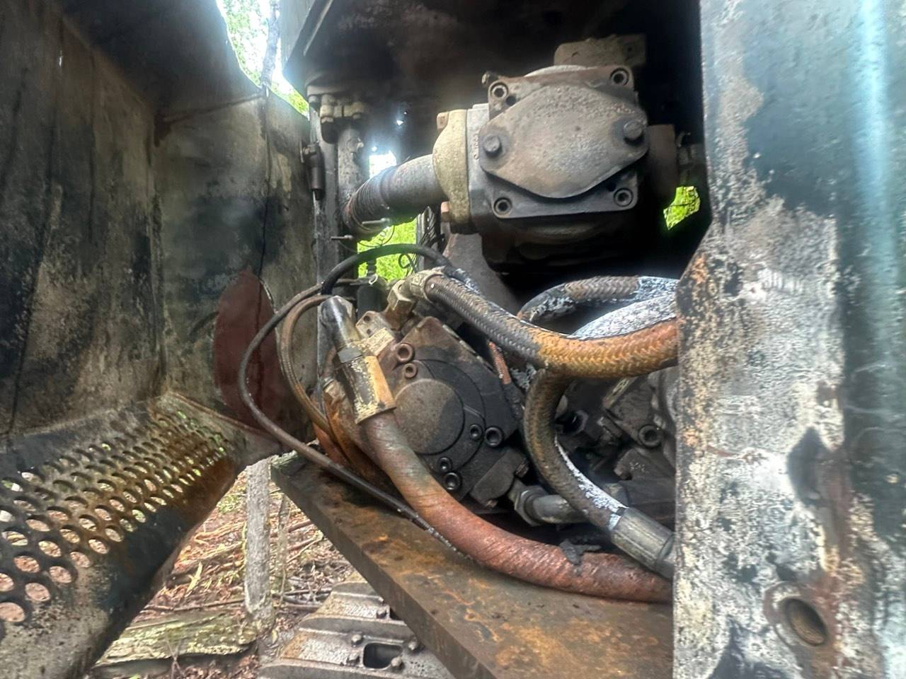 2001 Timbco 425 Feller Buncher - Image 20