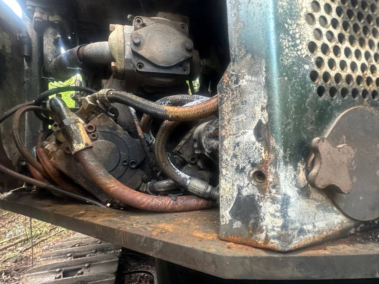 2001 Timbco 425 Feller Buncher - Image 23