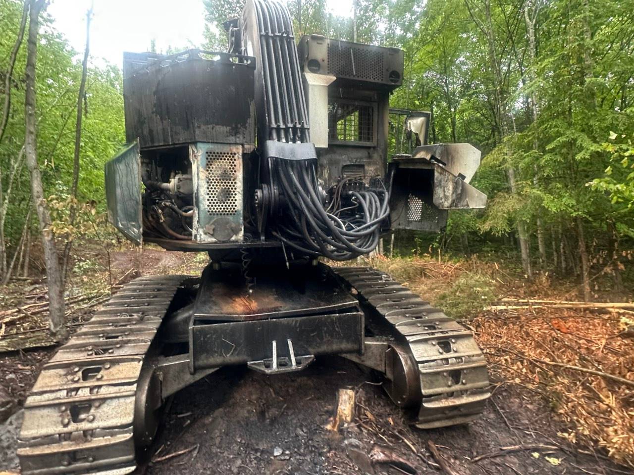 2001 Timbco 425 Feller Buncher - Image 9