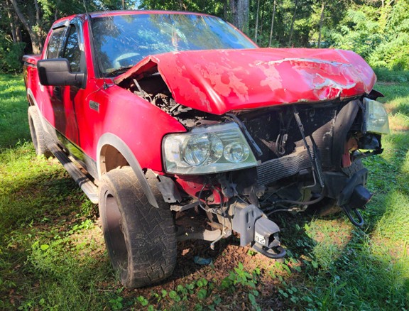 2004 Ford F150 - Image 2