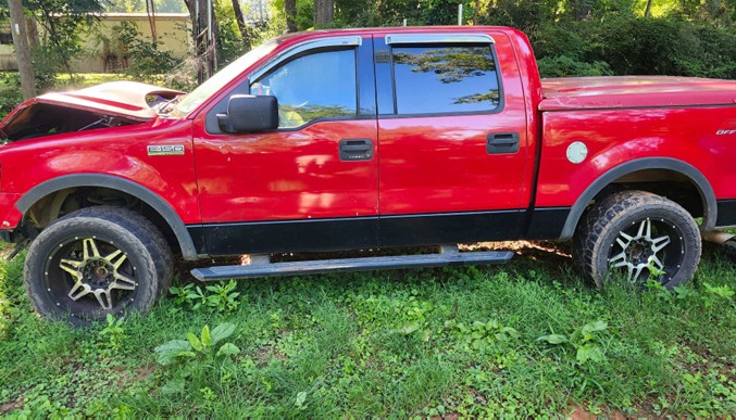 2004 Ford F150 - Image 3