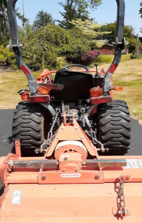 2004 Kubota B7510HSD-F Tractor - Image 3