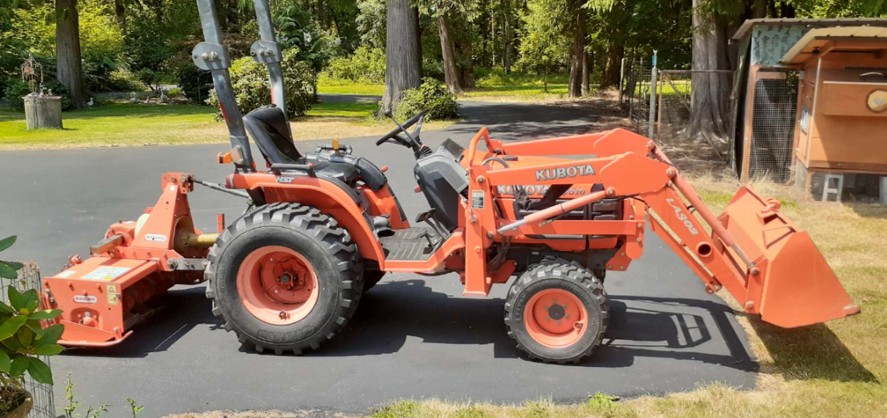 2004 Kubota B7510HSD-F Tractor