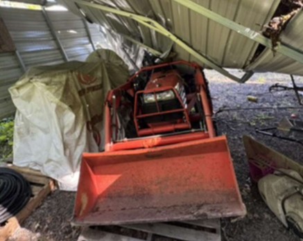 2004 Kubota B7510HSD-F Tractor - Image 6