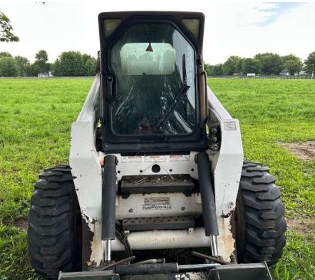 2005 Bobcat S300 Skid Steer - Image 2