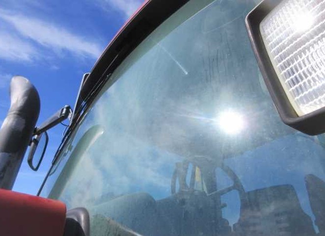 2005 Case IH MX255 Tractor - Image 13