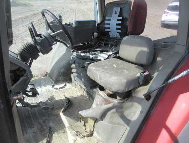 2005 Case IH MX255 Tractor - Image 14