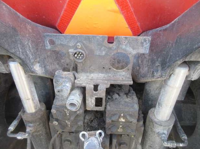 2005 Case IH MX255 Tractor - Image 23