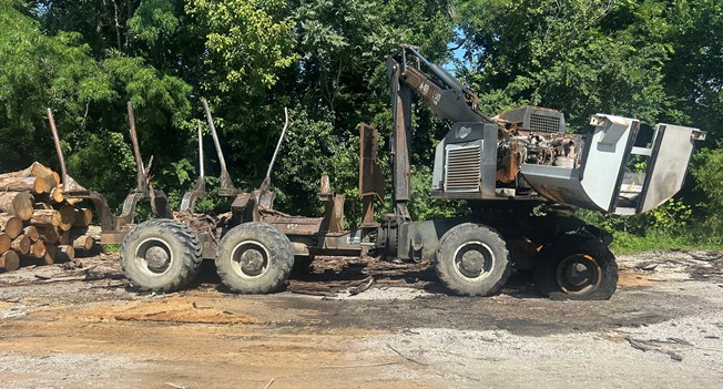 2006 Timberpro TF830B Forwarder - Image 2