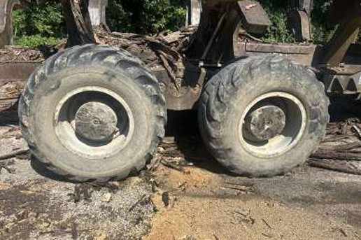 2006 Timberpro TF830B Forwarder - Image 14