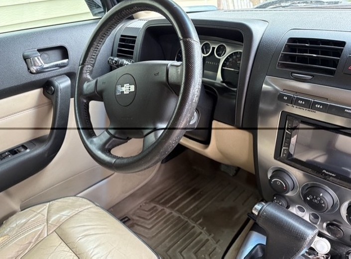 2007 Hummer H3 - Image 10