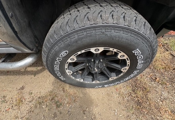 2007 Hummer H3 - Image 9