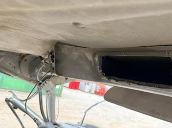 2007 Sterling L9500 Dump Truck - Image 30