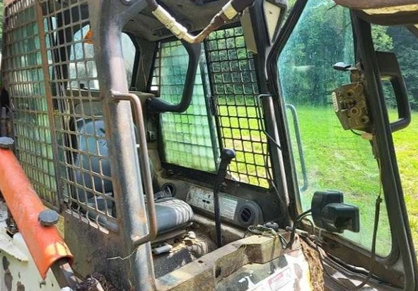 2008 Bobcat S300 Skid Steer - Image 6