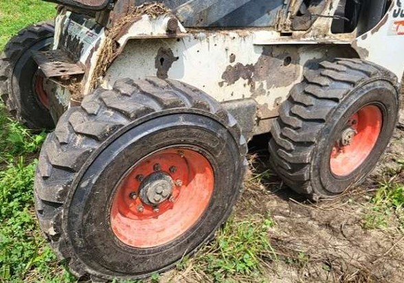 2008 Bobcat S300 Skid Steer - Image 9