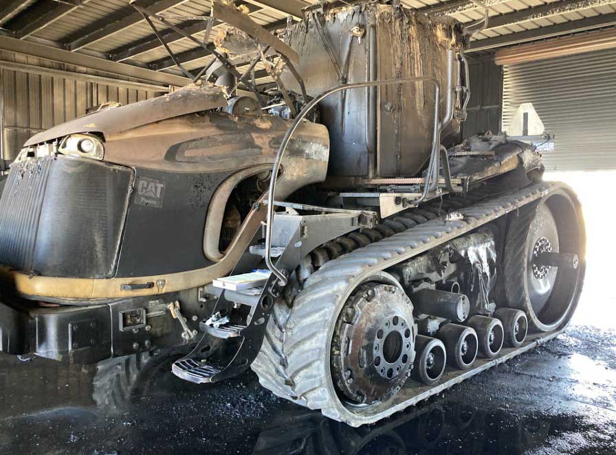 2008 Challenger MT835 Track Tractor - Image 4
