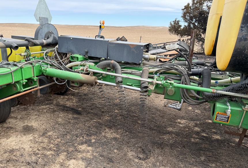 2008 John Deere MaxEmergePlus Planter - Image 5