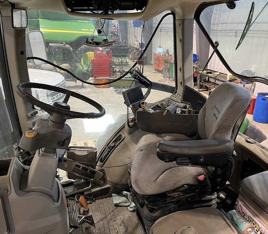 2010 John Deere 8320R Tractor - Image 6