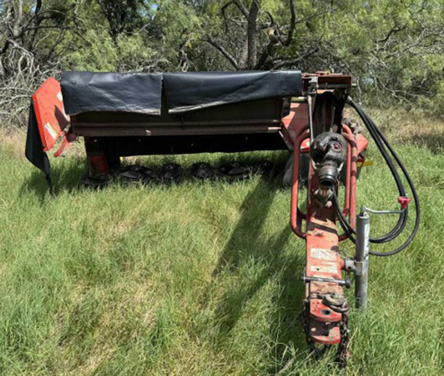 2010 New Holland H6830 Disc Mower - Image 2